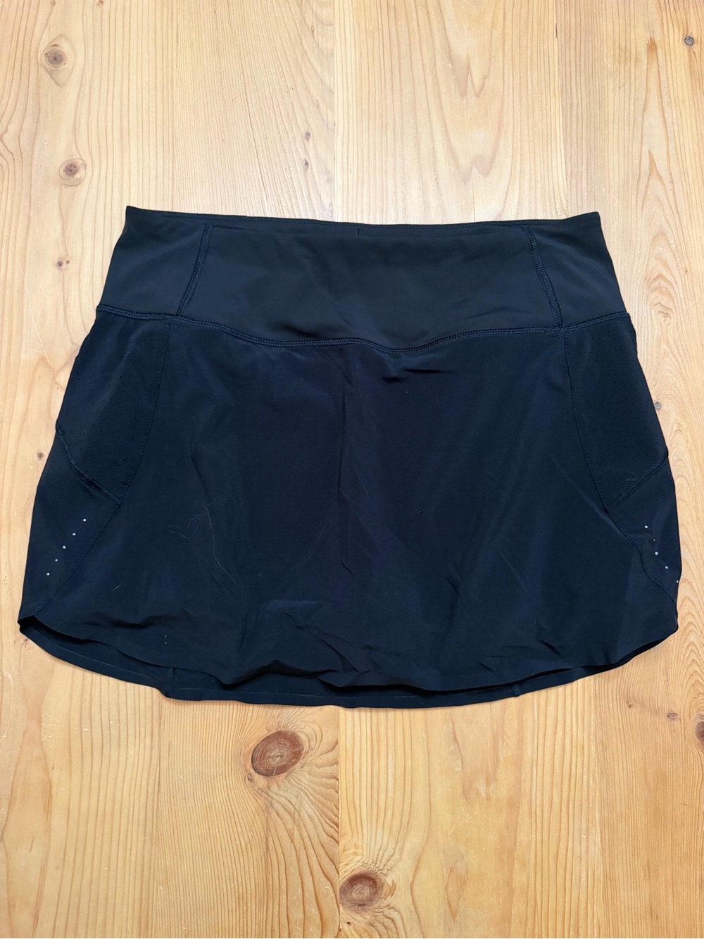Athleta Run With It Performance Skort